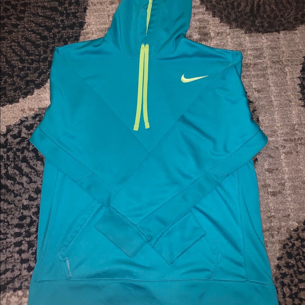 Nike Dri-Fit Thermal Hoodie Size Large